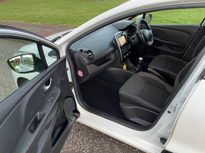 2025 Renault Clio