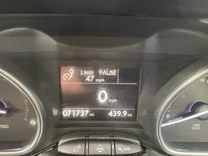 2025 Peugeot 2008