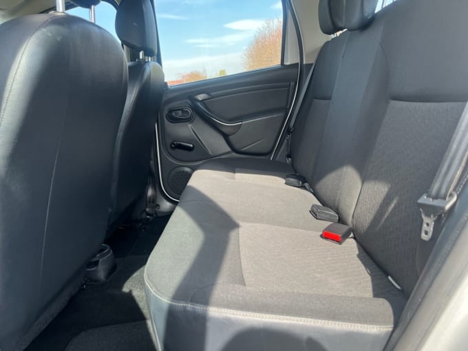 2025 Dacia Duster