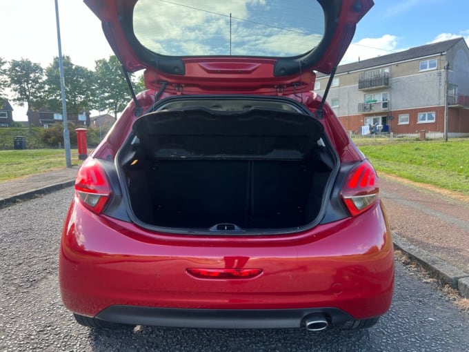 2025 Peugeot 208