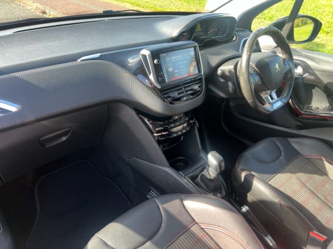 2025 Peugeot 208