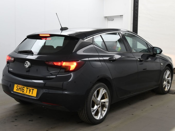2025 Vauxhall Astra