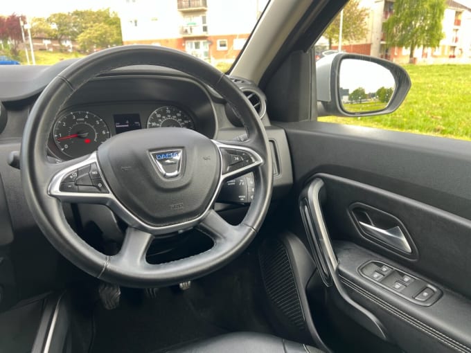 2025 Dacia Duster