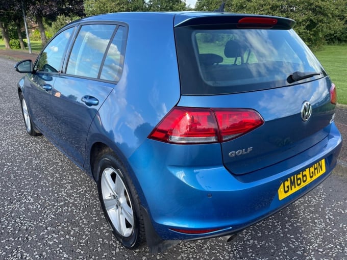 2025 Volkswagen Golf