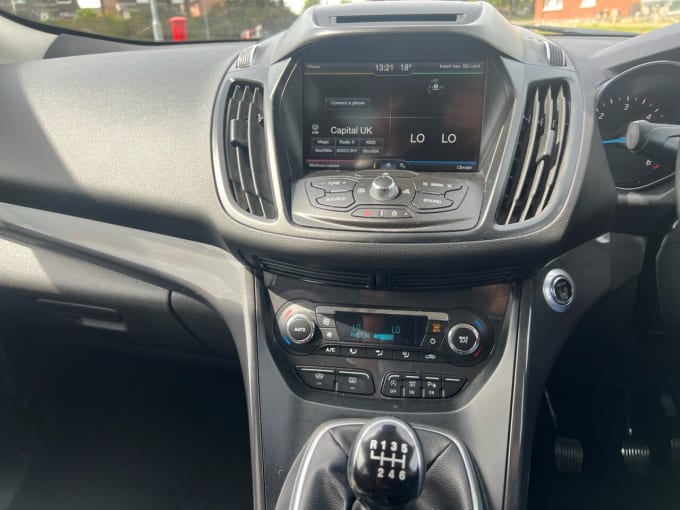 2025 Ford Kuga