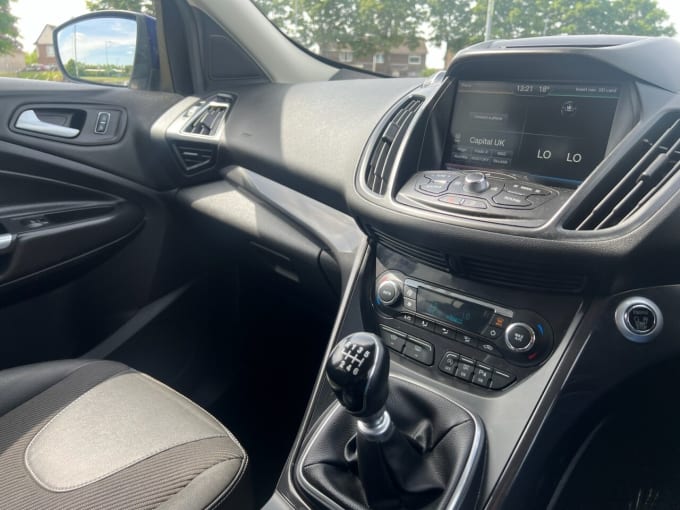 2025 Ford Kuga
