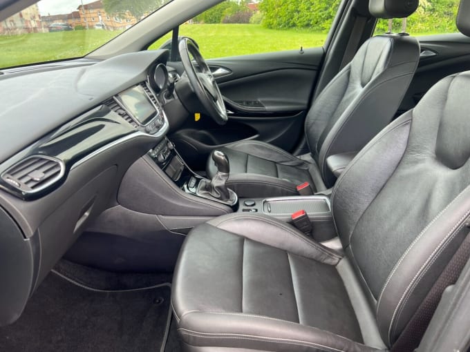 2025 Vauxhall Astra