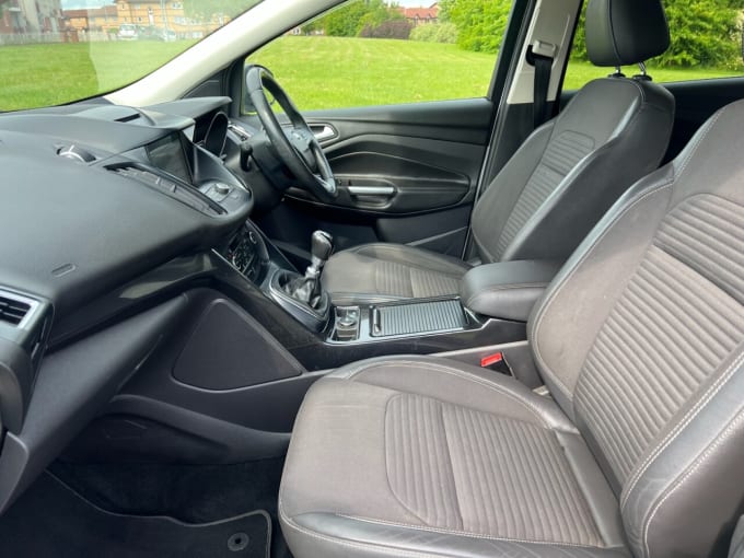 2025 Ford Kuga
