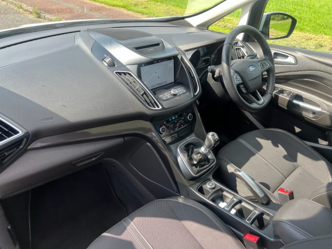 2025 Ford Grand C-max