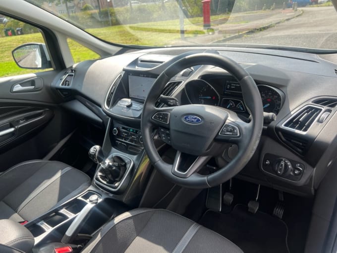 2025 Ford Grand C-max