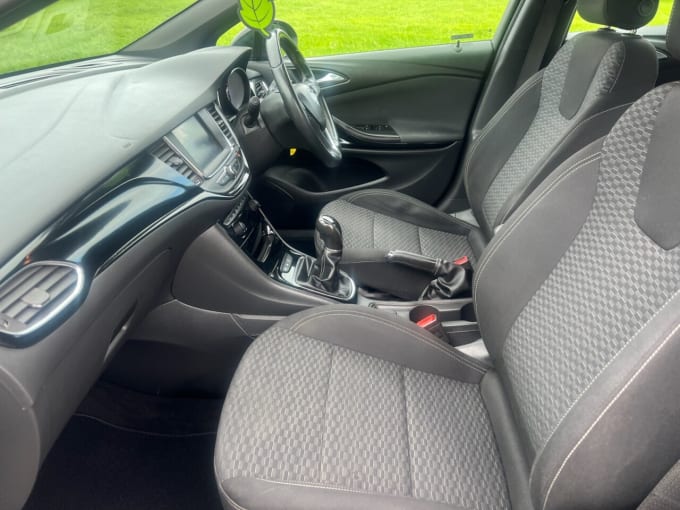 2025 Vauxhall Astra