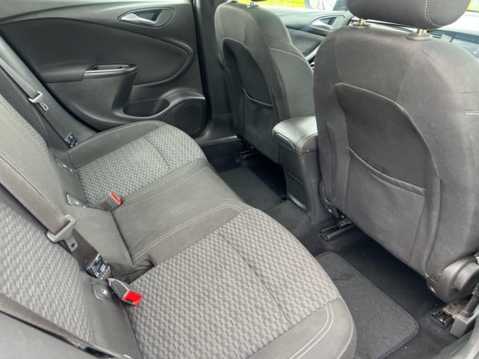 2025 Vauxhall Astra