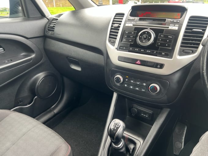 2025 Kia Venga