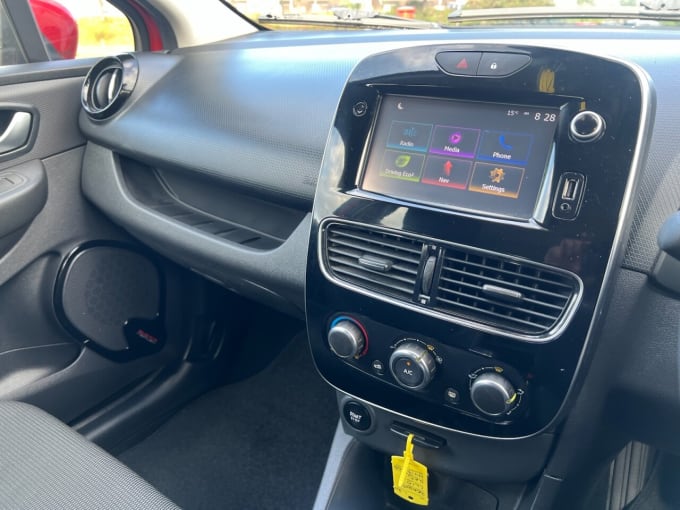 2025 Renault Clio