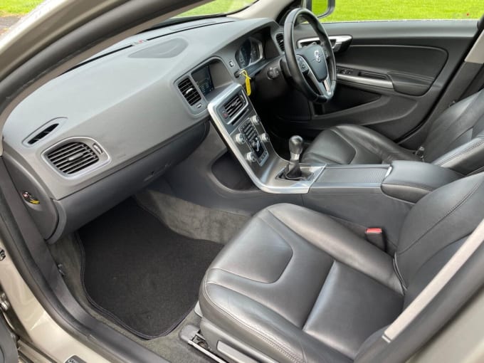 2025 Volvo S60