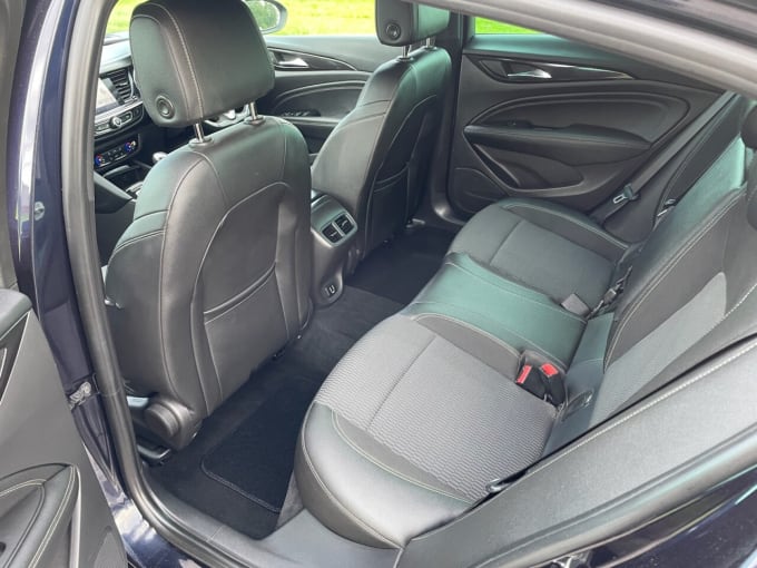2025 Vauxhall Insignia