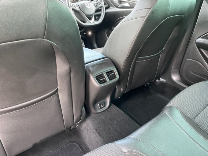 2025 Vauxhall Insignia