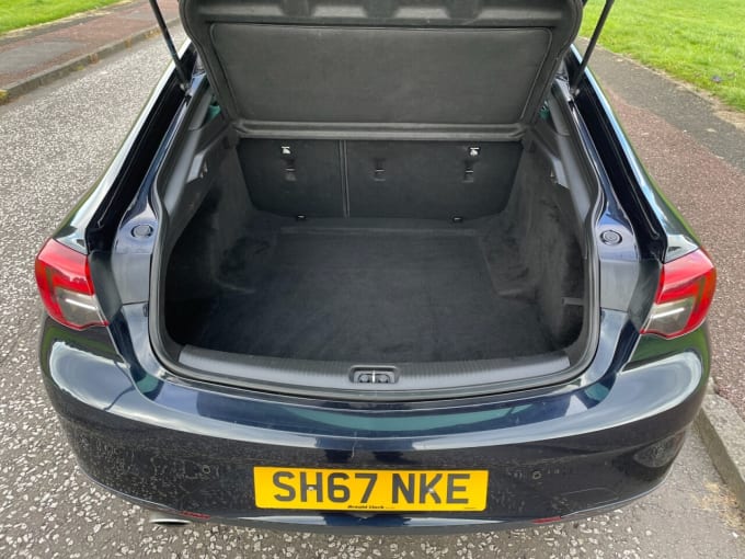 2025 Vauxhall Insignia