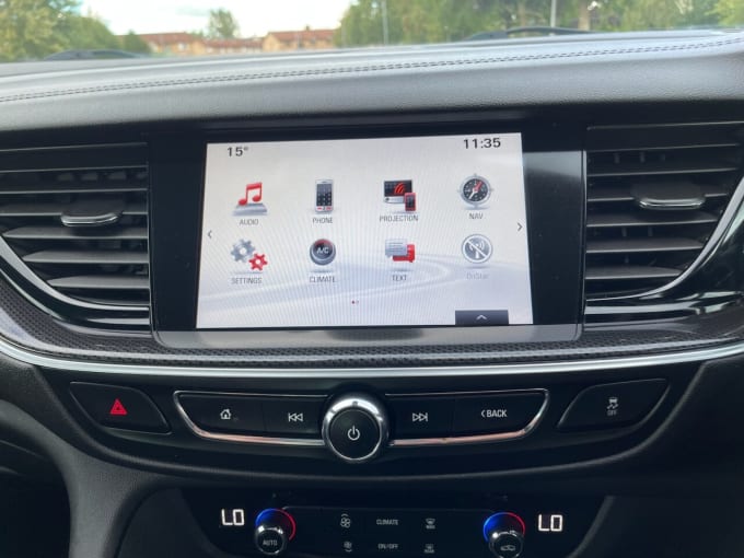 2025 Vauxhall Insignia