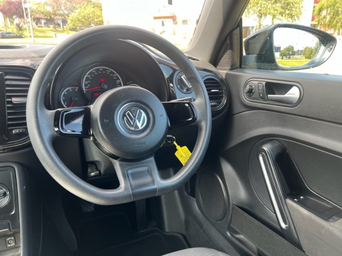 2025 Volkswagen Beetle