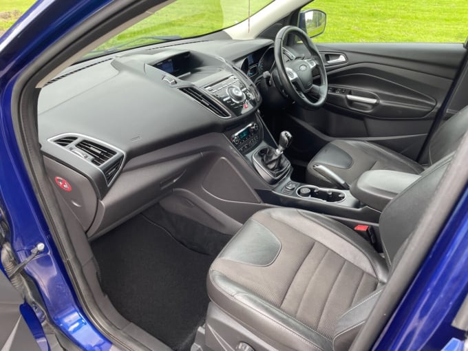 2025 Ford Kuga
