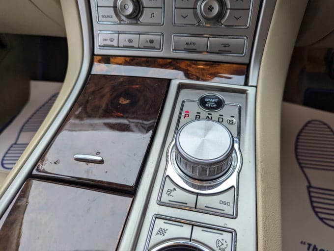 2011 Jaguar Xf