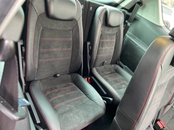2025 Ford S-max
