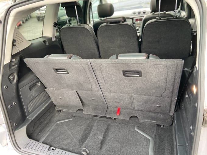 2025 Ford S-max