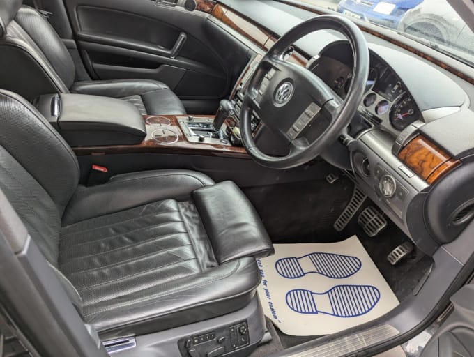 2024 Volkswagen Phaeton