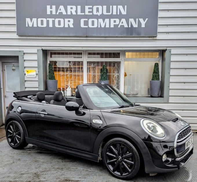 2025 Mini Convertible