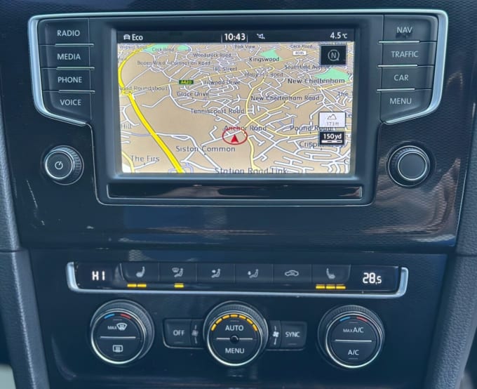 2025 Volkswagen Golf