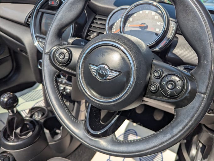 2025 Mini Convertible
