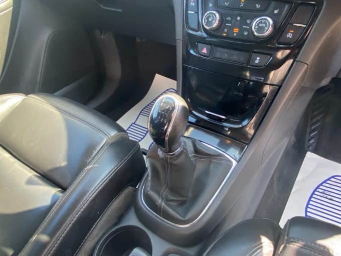 2025 Vauxhall Mokka X