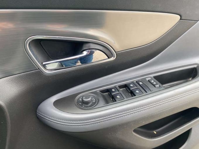 2025 Vauxhall Mokka