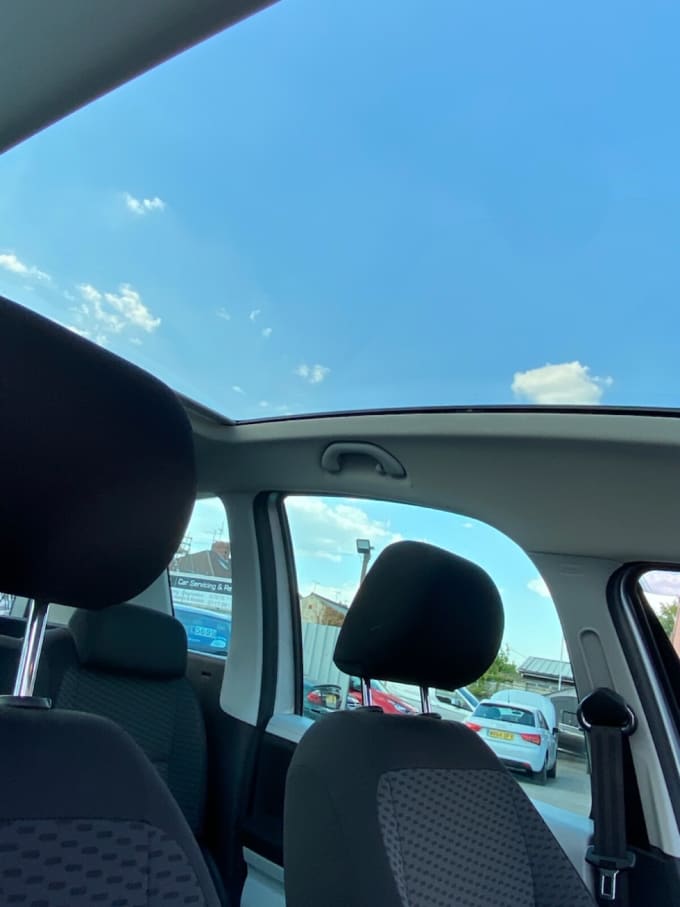 2025 Skoda Roomster