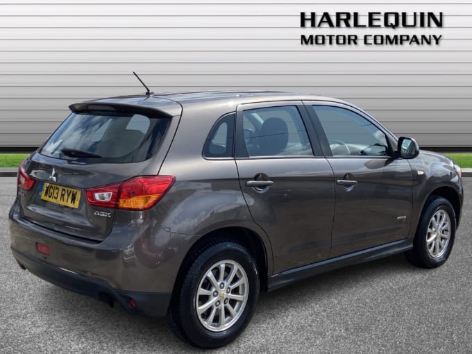 2025 Mitsubishi Asx