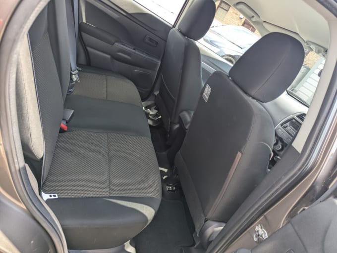2025 Mitsubishi Asx