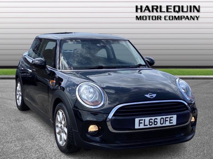 2025 Mini Hatch
