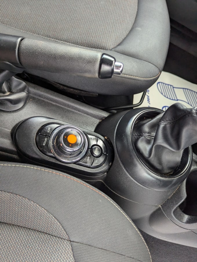 2025 Mini Hatch