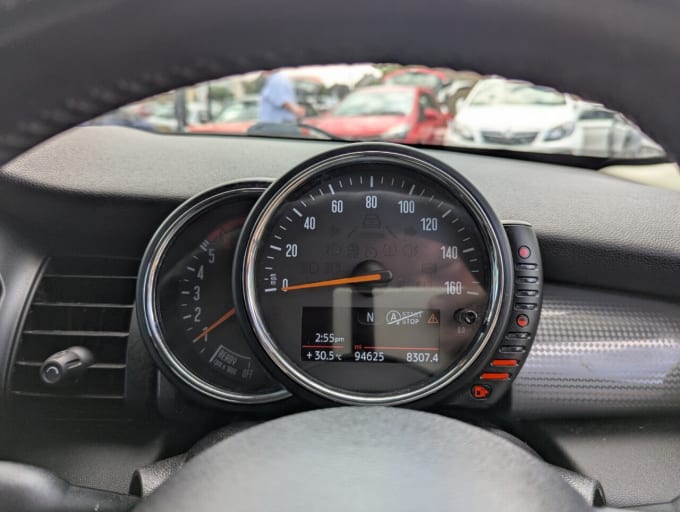 2025 Mini Hatch
