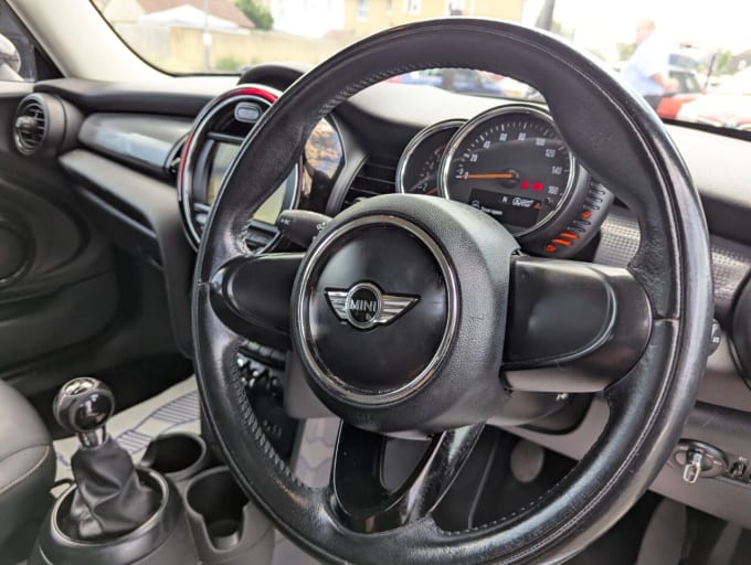 2025 Mini Hatch