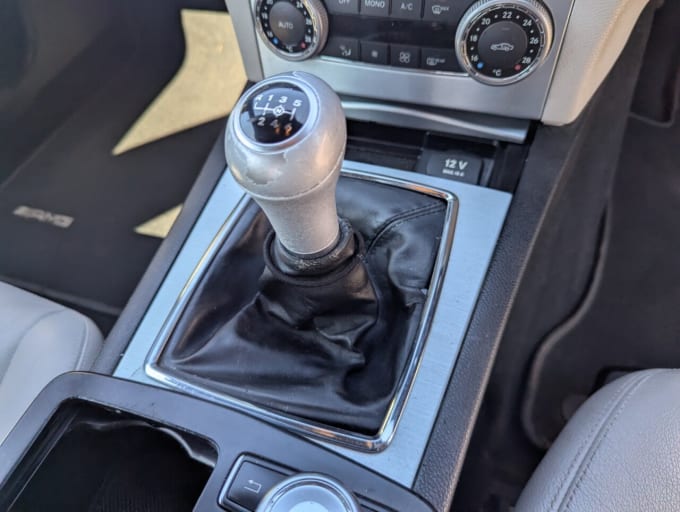 2025 Mercedes-benz C-class