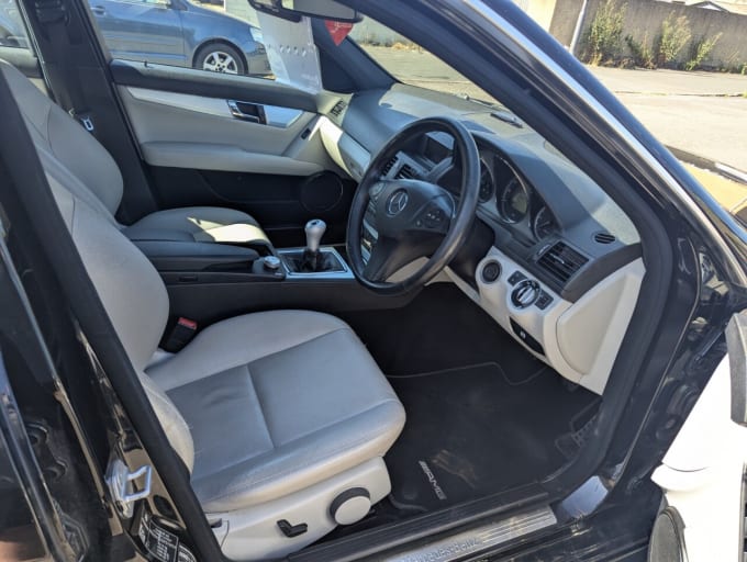 2025 Mercedes-benz C-class