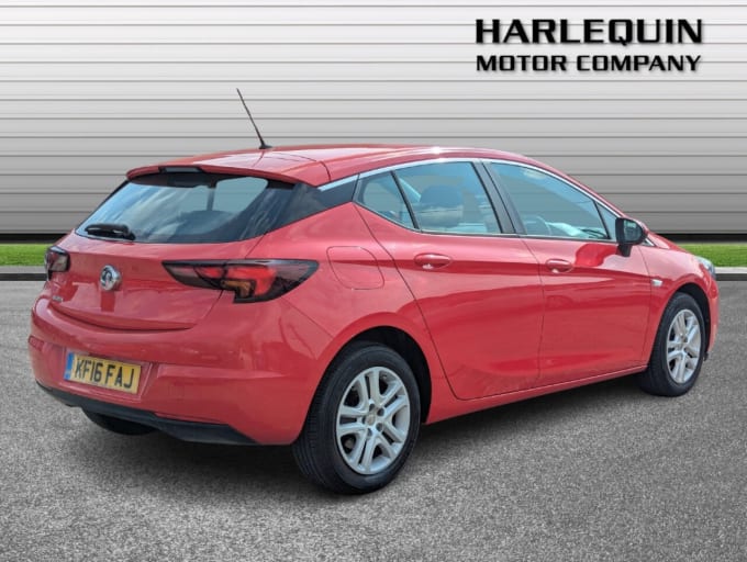 2025 Vauxhall Astra