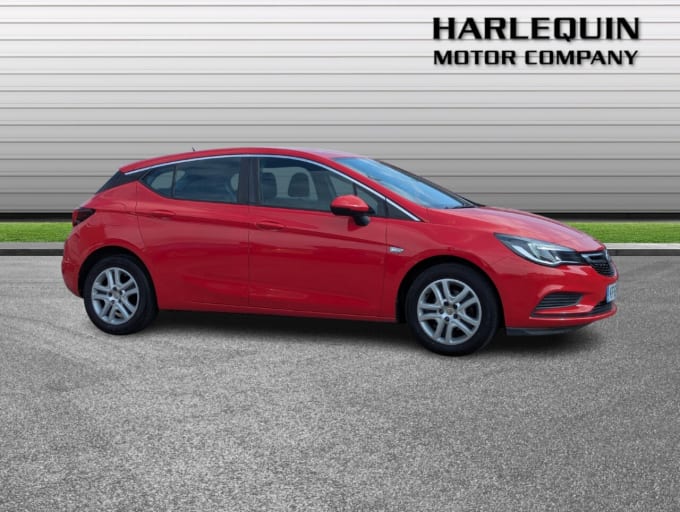 2025 Vauxhall Astra