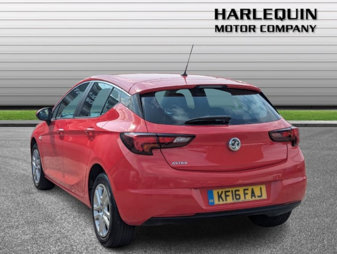 2025 Vauxhall Astra