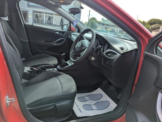 2025 Vauxhall Astra