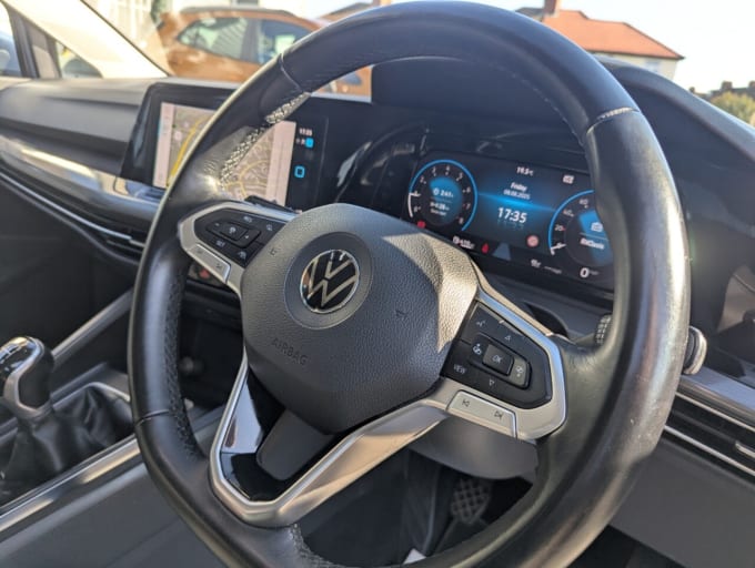 2025 Volkswagen Golf