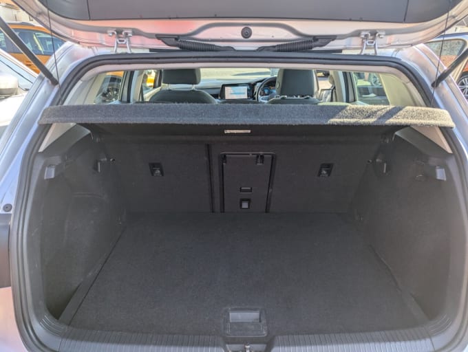 2025 Volkswagen Golf