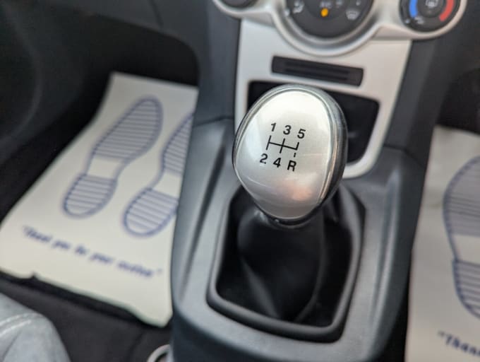 2025 Ford Fiesta